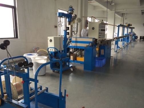 Plastic PVC-draadkabel-extrusielijnen 140 kg/uur Draadmachines